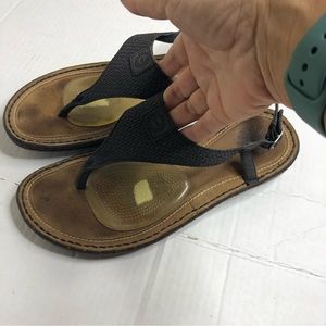 Ugg Australia Sandals womens size 8 black leather Sefina